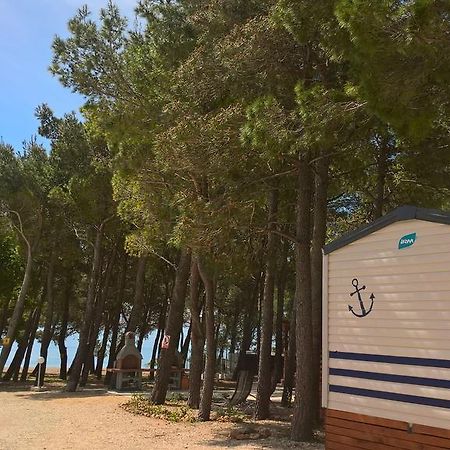 Mobile Home Navis Starigrad Paklenica Dış mekan fotoğraf