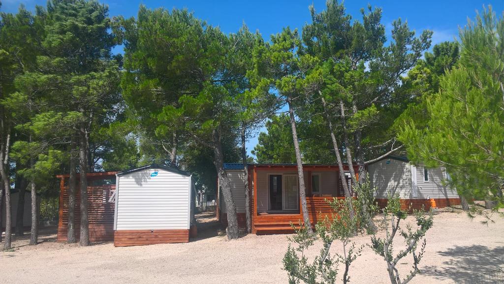 Mobile Home Navis Starigrad Paklenica Dış mekan fotoğraf