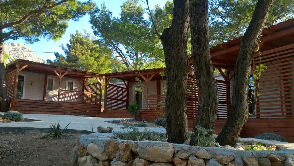 Mobile Home Navis Starigrad Paklenica Dış mekan fotoğraf